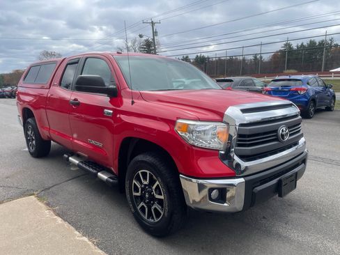 Used 2015 Toyota Tundra SR5 w/ TRD Off Road Package image 3