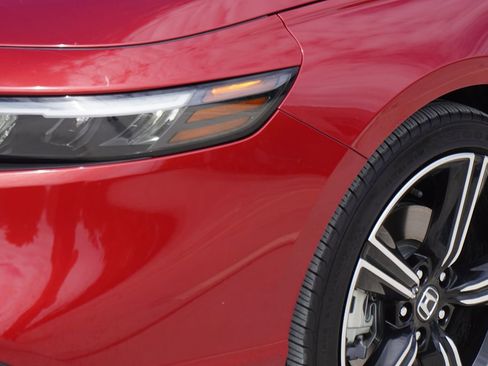 Used 2024 Honda Accord Sport image 2