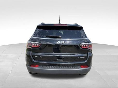 Used 2025 Jeep Compass Limited AWD/4WD image 14
