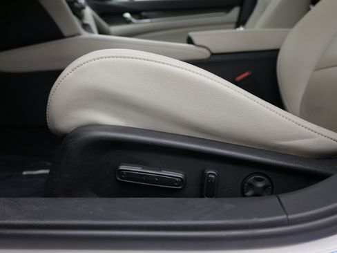 Used 2021 Honda Accord EX-L image 15