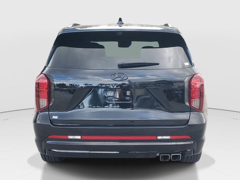 Used 2024 Hyundai Palisade Calligraphy image 4