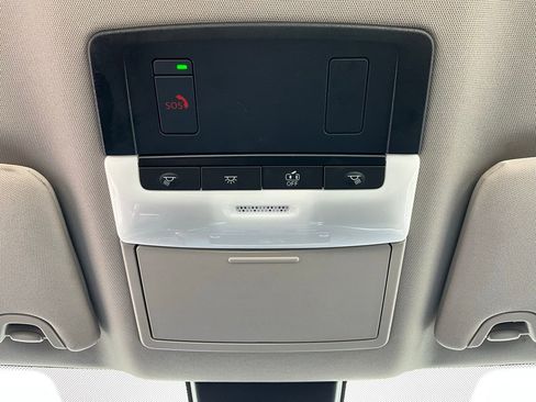 Used 2025 Nissan Altima 2.5 SV image 17