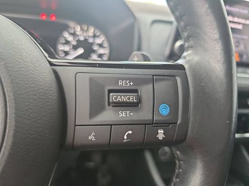 Certified 2023 Nissan Rogue SV w/ SV Premium B Package FWD image 18
