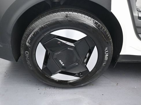 Used 2024 Kia EV9 Light image 42