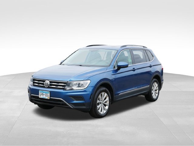 Used 2018 Volkswagen Tiguan SE w/ Panoramic Sunroof Package AWD/4WD image 3