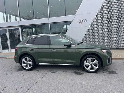 Used 2023 Audi Q5 2.0T Prestige w/ Prestige Package image 14