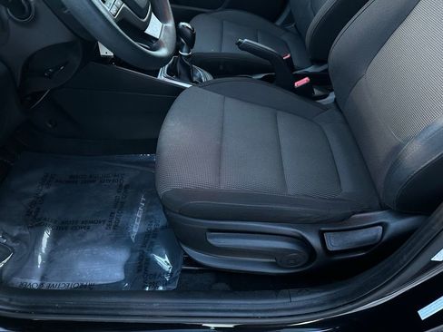 Used 2020 Hyundai Accent SE image 11