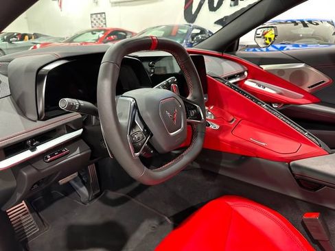 Used 2024 Chevrolet Corvette Stingray Preferred Cpe w/ Z51 Performance Package RWD image 7
