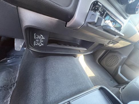 Used 2024 RAM 2500 Big Horn w/ Bed Utility Group AWD/4WD image 27