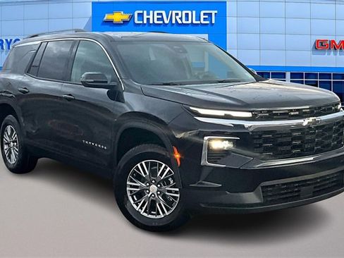 New 2026 Chevrolet Traverse LT w/ LPO, Floor Liner Package image 1