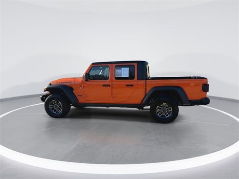 Used 2025 Jeep Gladiator Mojave w/ Steel Bumper Group image 5