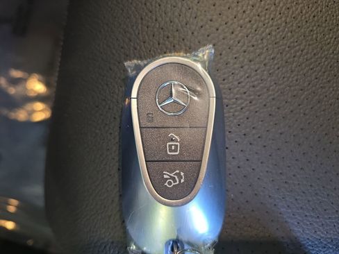 New 2026 Mercedes-Benz C 300 Sedan image 36
