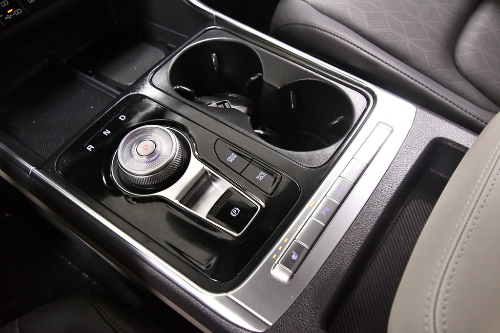 Certified 2026 Kia Carnival EX FWD image 27