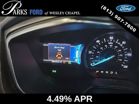 Used 2020 Ford Fusion SE FWD image 5