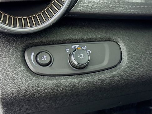 New 2026 Chevrolet Trax ACTIV w/ Sunroof Package image 12