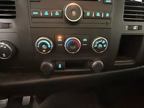 Used 2013 Chevrolet Silverado 1500 LT AWD/4WD image 21