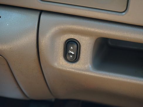 Used 2003 Ford F350 King Ranch AWD/4WD image 21