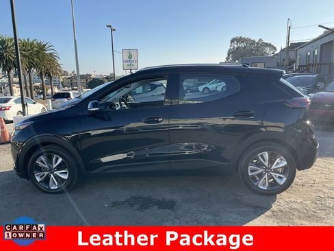 Used 2022 Chevrolet Bolt EUV LT w/ Convenience Package image 5