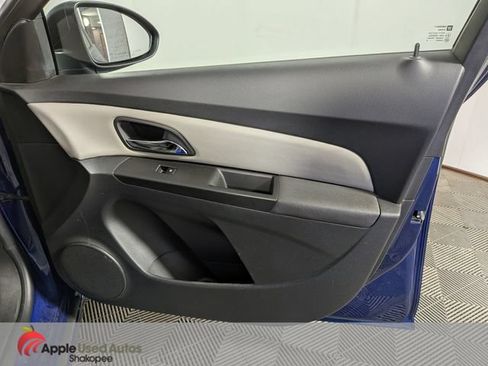 Used 2013 Chevrolet Cruze LS FWD image 28