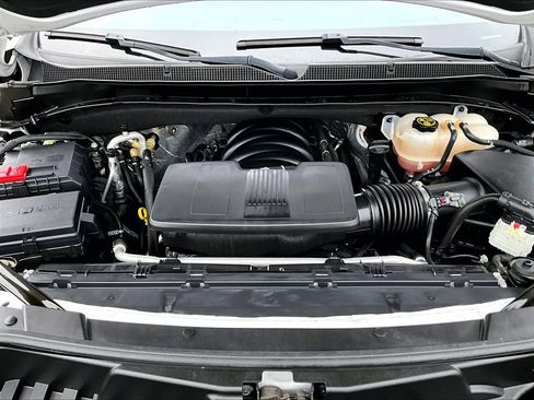 Certified 2023 Chevrolet Suburban Premier image 22