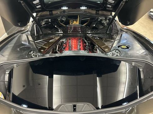 Used 2021 Chevrolet Corvette Stingray Preferred Cpe w/ Z51 Performance Package image 16