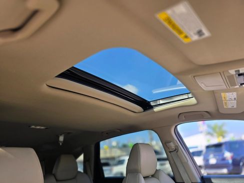 Used 2020 Acura MDX FWD image 12