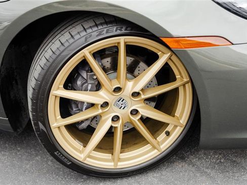 Used 2020 Porsche 911 Carrera RWD image 34