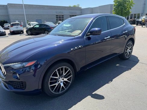 Used 2019 Maserati Levante AWD/4WD image 1
