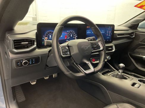 Used 2024 Ford Mustang GT Premium image 18