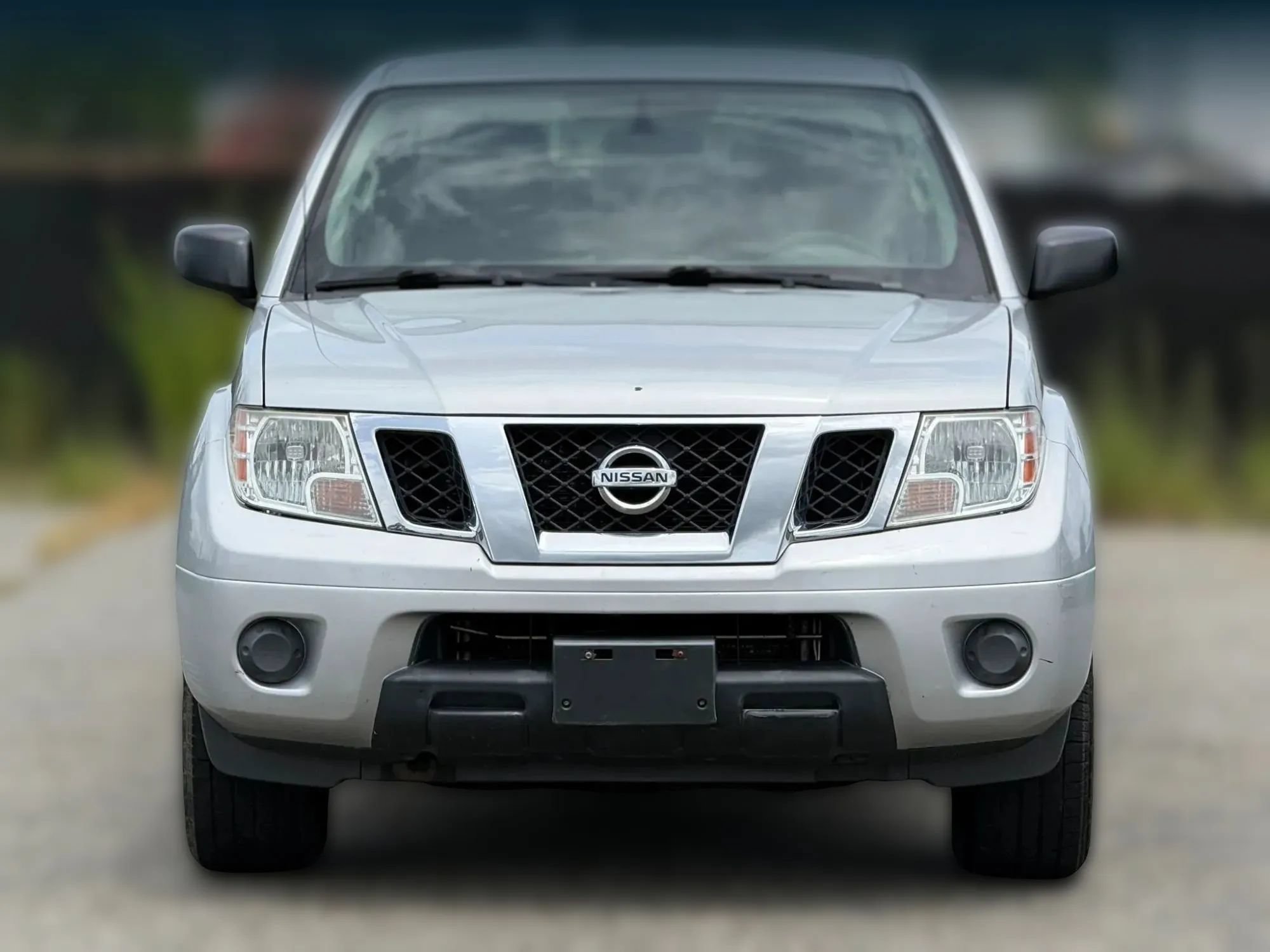 Used 2012 Nissan Frontier SV AWD/4WD image 5