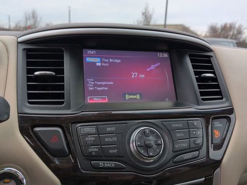 Used 2014 Nissan Pathfinder Platinum w/ Platinum Premium Package image 6