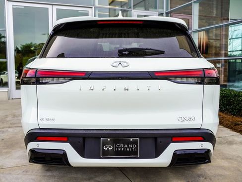 Used 2023 INFINITI QX60 Pure image 11