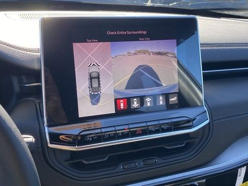 New 2025 Jeep Compass Limited w/ Driver Assist Group I image 27