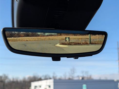 Used 2024 Chevrolet Traverse RS w/ LPO, Floor Liner Package image 32