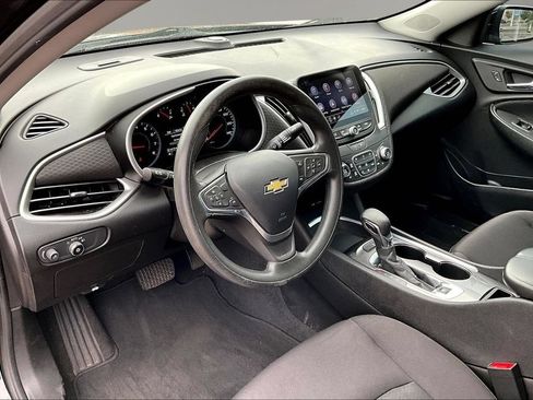 Used 2023 Chevrolet Malibu LT FWD image 15