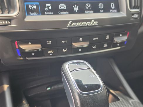 Used 2019 Maserati Levante GTS AWD/4WD image 20