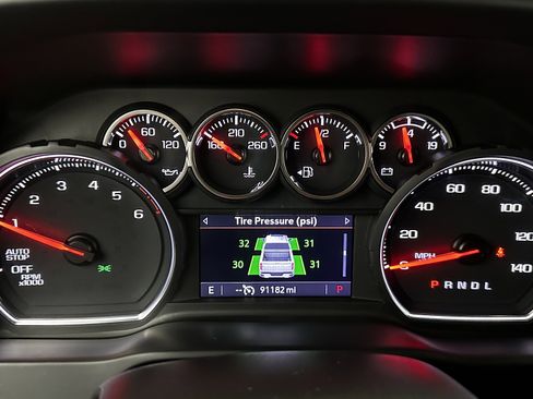 Used 2021 Chevrolet Silverado 1500 RST image 14