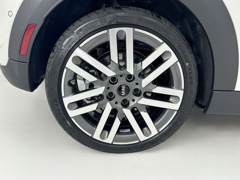 New 2026 MINI Cooper 2-Door Hardtop image 30