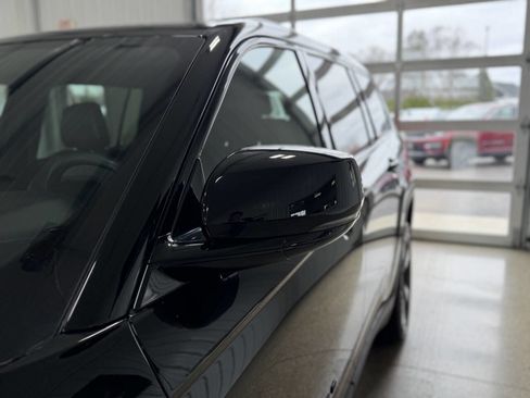 Used 2023 Jeep Grand Cherokee L Laredo image 5