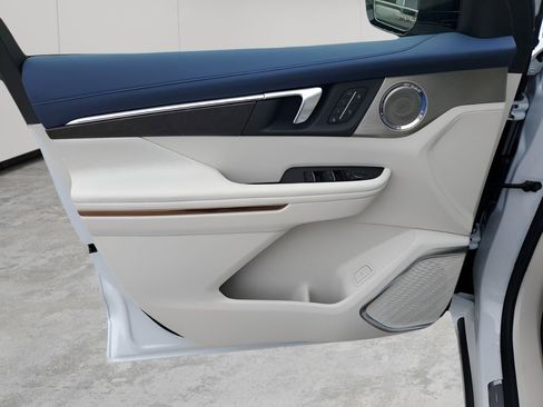 New 2026 Buick Enclave Avenir w/ Super Cruise Package image 26