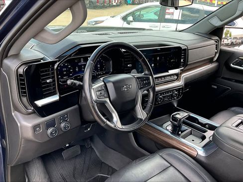 Used 2022 Chevrolet Silverado 1500 RST w/ RST All Star Premium Package image 18