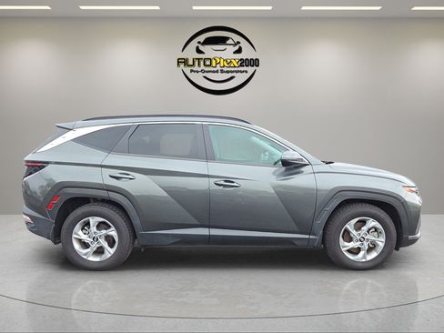 Used 2022 Hyundai Tucson SEL FWD image 8