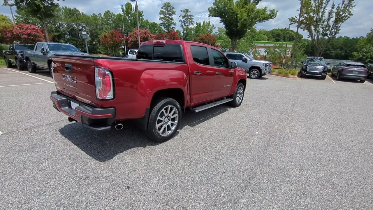 Used 2021 GMC Canyon Denali RWD image 8