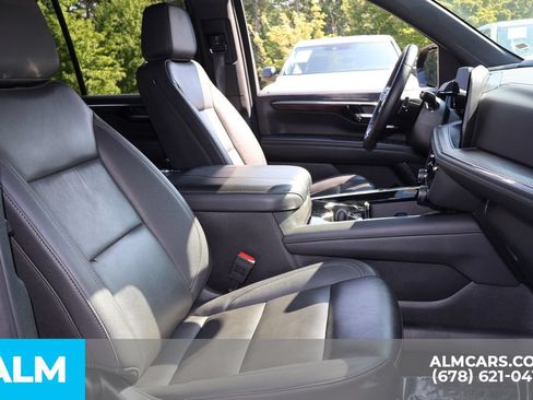 Used 2025 Chevrolet Tahoe LT RWD image 30