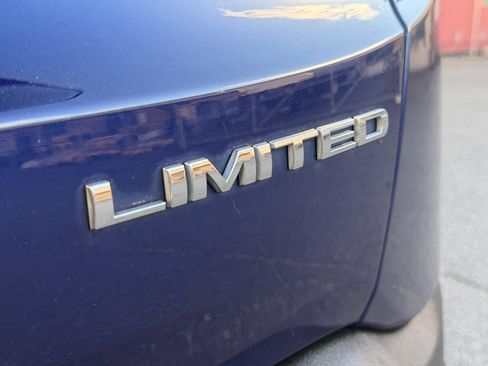 Used 2016 Jeep Renegade Limited AWD/4WD image 10
