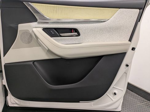 Certified 2024 MAZDA CX-90 3.3 Turbo S w/ Premium Plus image 27