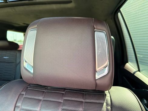 Used 2023 Cadillac Escalade Sport Platinum AWD/4WD image 35