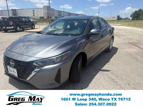 Used 2024 Nissan Sentra S FWD image 8