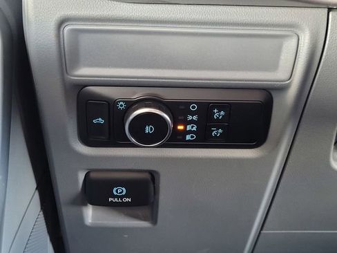 Used 2023 Ford F150 XLT image 13