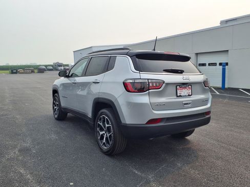 New 2026 Jeep Compass Limited AWD/4WD image 7